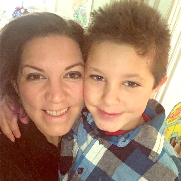 Meet your Posher, Rebecka - Picture 1 of 1